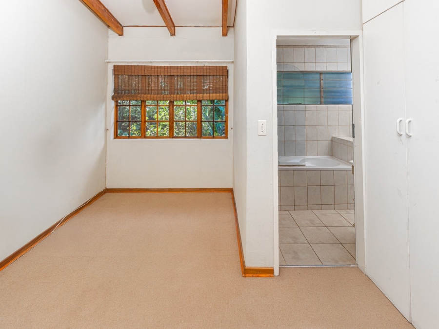 4 Bedroom Property for Sale in Ifafi North West